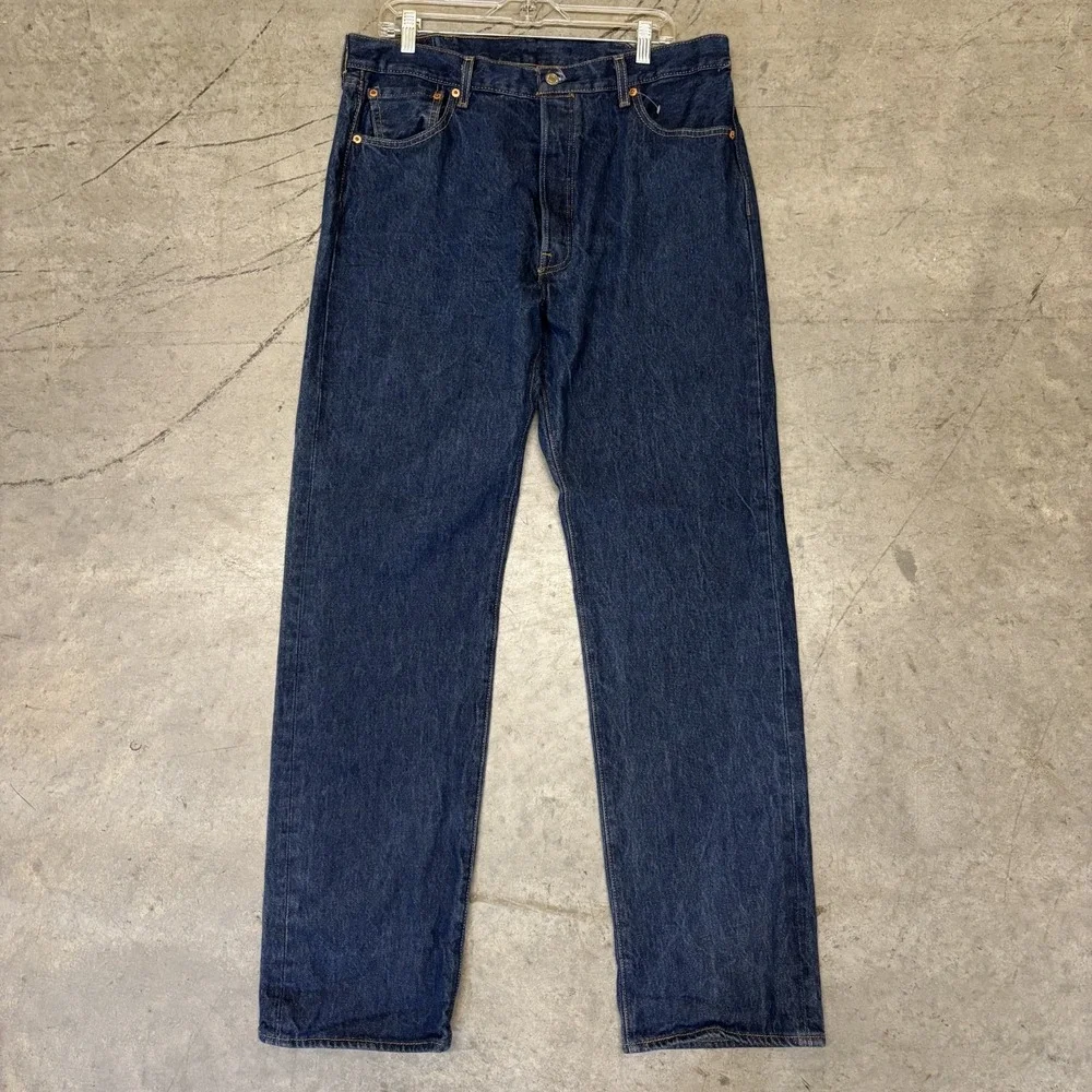 Levi's 501 Jeans Men's 35 x 33 Blue Button Fly Cotton Americana Denim 5 Pocket